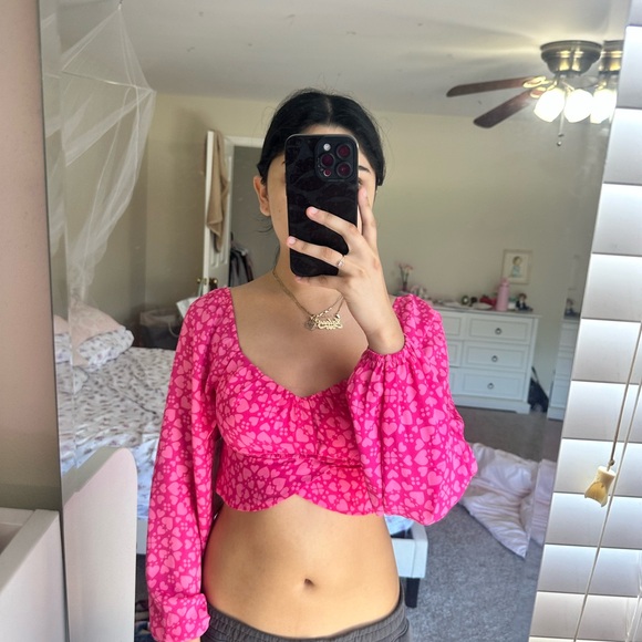 Pink Heart Patterned Top - Picture 3 of 4